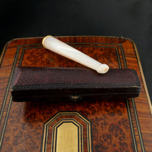 Load image into Gallery viewer, Antique French 18K Gold Mother of Pearl Cigarette Holder, Etui Case