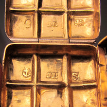 Load image into Gallery viewer, Antique Georgian Sterling Silver Vinaigrette Box, John Lawrence, Birmingham 1816