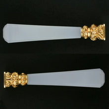 Load image into Gallery viewer, Antique French 18K Gold Wax Seal Agate Stone Handle
