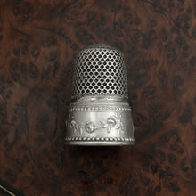 Load image into Gallery viewer, Vintage French .800 Silver Sewing Thimble, Love Birds & Roses