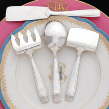 Load image into Gallery viewer, Art Deco French Sterling Silver 4pc Hors d&#39;Oeuvre Servers Set
