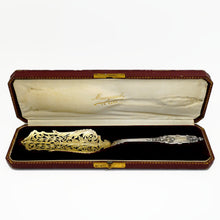 Load image into Gallery viewer, PUIFORCAT Antique French Sterling Silver Gold Vermeil Louis XVI / Acanthe (Acanthus) Dessert / Pie / Cake Server, Boxed