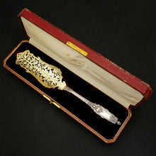 Load image into Gallery viewer, PUIFORCAT Antique French Sterling Silver Gold Vermeil Louis XVI / Acanthe (Acanthus) Dessert / Pie / Cake Server, Boxed