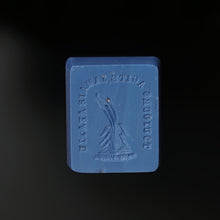Load image into Gallery viewer, Antique 19th Century Loose Glass Intaglio Wax Seal Stamp - Bulrush Cattails - Sway, Not Break
