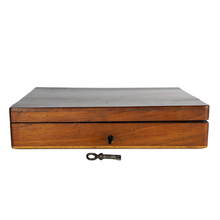 Load image into Gallery viewer, Antique French Watercolor Aquarelle Painting Artist&#39;s Box Bourgeois Aîné Paris
