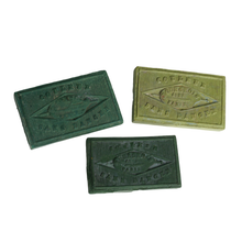 Load image into Gallery viewer, Antique French Watercolor Aquarelle Painting Artist&#39;s Box Bourgeois Aîné Paris
