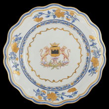 Load image into Gallery viewer, French Samson Chinese Export Style Armorial Porcelain Plates
