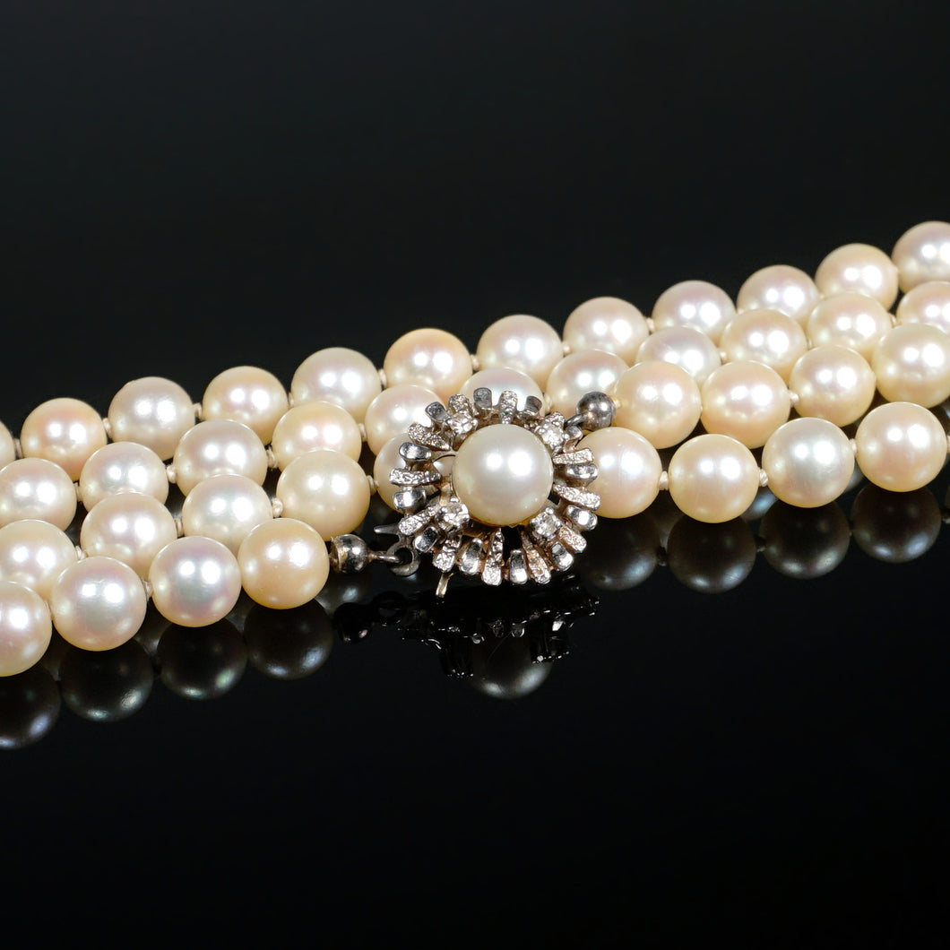 J. Köhle Cultured Pearl Necklace 14K Gold Diamond Clasp Opera Length
