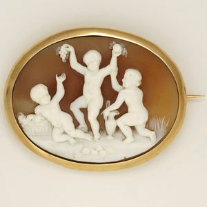 antique French 18k gold carved shell cameo brooch
