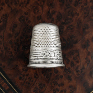 Vintage .800 Silver Sewing Thimble French Weevil Hallmark, Rose Floral Border